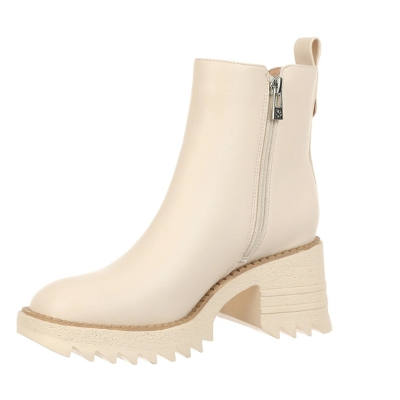Sam & Libby Chelsea Boots | Heeled Vanilla Bean Chunky Tread | Size 7.5 - Picture 11 of 13
